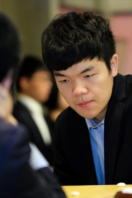 Ke-Jie-2015-Samsung-Cup.jpg
